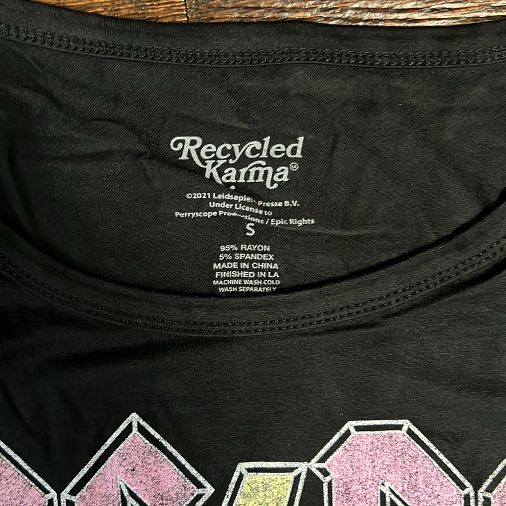 Recycled Karma AC/DC The Razors Edge Tour Cold Shoulder Tee - Picture 4 of 6